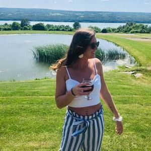 Meet your Posher, Kellie